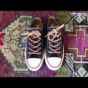 semi suede maroon converse